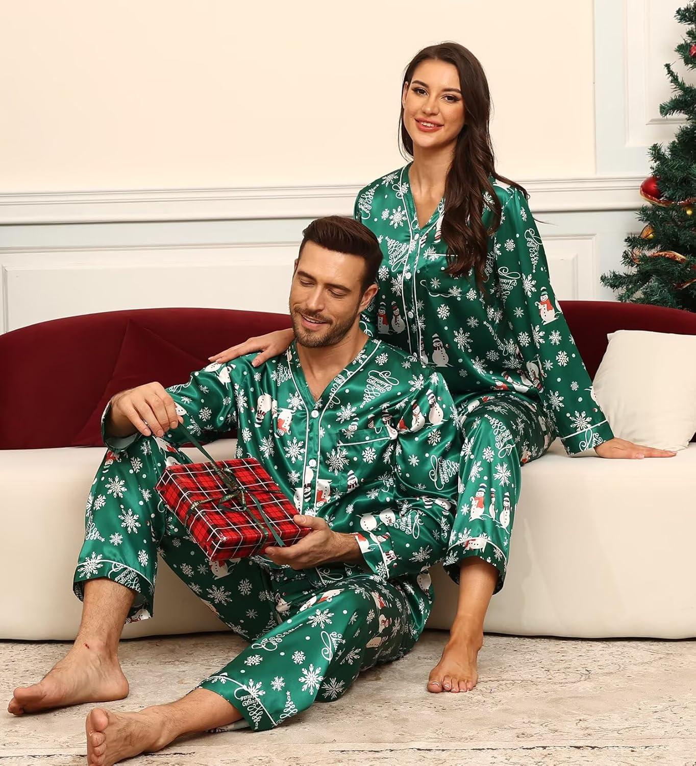 imageSWOMOG Family Satin Pajamas Sets Long Sleeve ButtonDown Sleepwear Silky TwoPieces Loungewear PJs SetsGreen Snowman